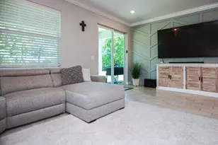 1080 Sterling Pine Pl, Loxahatchee, FL 33470 - Photo 12