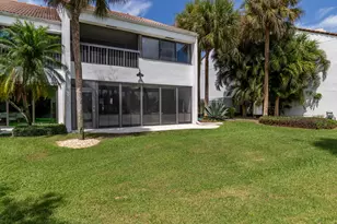 2451 Presidential Way, West Palm Beach, FL 33401 - Photo 2