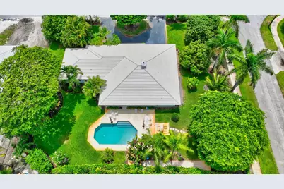 1095 Hibiscus Lane, Delray Beach, FL 33444 - Photo 44