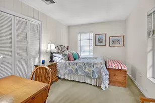 1095 Hibiscus Ln, Delray Beach, FL 33444 - Photo 30