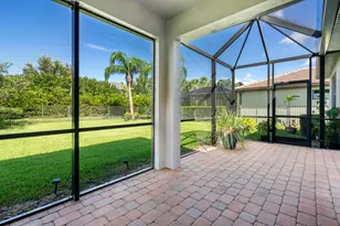 560 SE Monet Dr, Port Saint Lucie, FL 34984 - Photo 26
