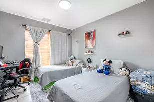 1827 Shadow Creek Rd, Greenacres, FL 33413 - Photo 16