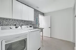 7351 Valencia Dr, Boca Raton, FL 33433 - Photo 30