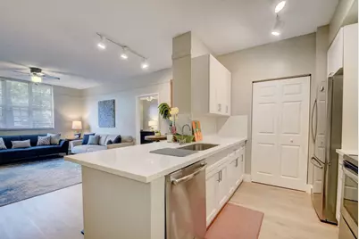 780 S Sapodilla Avenue, Unit #105, West Palm Beach, FL 33401 - Photo 2