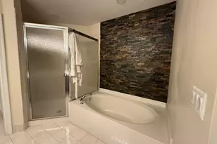 2136 Oakmont Dr, Riviera Beach, FL 33404 - Photo 26