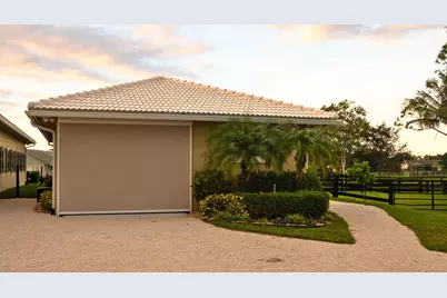 2040 Canter Way, Wellington, FL 33414 - Photo 14