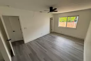 880 SE 12th St, Fort Lauderdale, FL 33316 - Photo 16