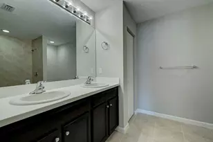 586 SW Laconic Ave, Port Saint Lucie, FL 34953 - Photo 6