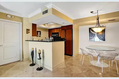 99 SE Mizner Boulevard #802, Boca Raton, FL 33432 - Photo 20