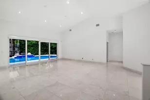 910 Parkside Cir N, Boca Raton, FL 33486 - Photo 8