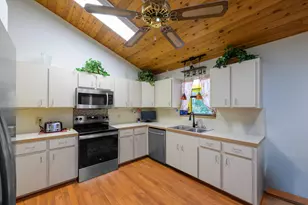 9291 SE Duncan St, Hobe Sound, FL 33455 - Photo 8