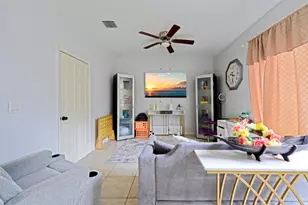 4043 Lake Tahoe Cir, West Palm Beach, FL 33409 - Photo 6