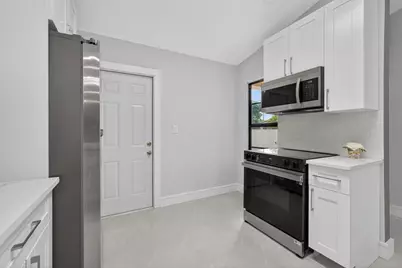 10924 Roebelini Palm Court, Unit #A, Boynton Beach, FL 33437 - Photo 6