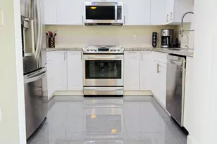 4164 Inverrary Dr, Lauderhill, FL 33319 - Photo 4