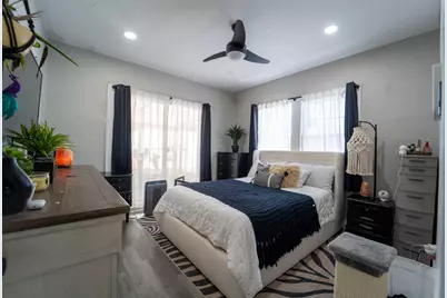 933 38th Street, West Palm Beach, FL 33407 - Photo 12