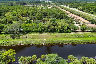 7923 Mahogany Ln, West Palm Beach, FL 33411 - Photo 16