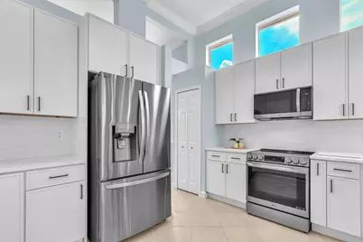 7756 Greenbrier Circle, Port Saint Lucie, FL 34986 - Photo 16