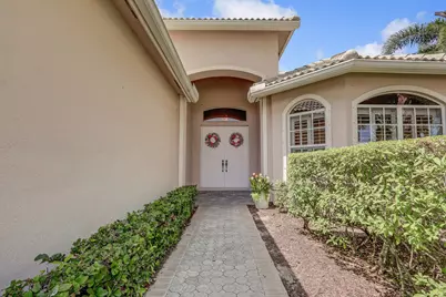 7756 Greenbrier Circle, Port Saint Lucie, FL 34986 - Photo 4