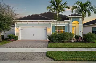 4713 SW Briarwood Ct, Stuart, FL 34997 - Photo 4