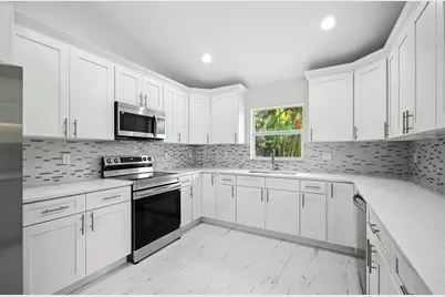 2624 Newport Drive, Fort Pierce, FL 34982 - Photo 2