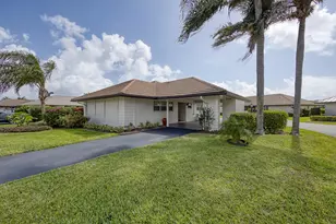 328 Cedar Key Cir, Atlantis, FL 33462 - Photo 4