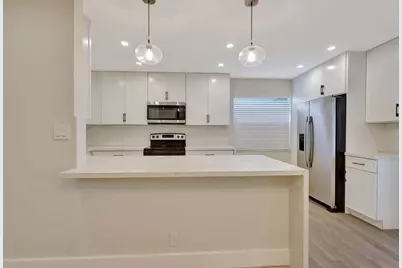 802 Burgundy Q, Delray Beach, FL 33484 - Photo 10