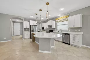 194 SE Courances Dr, Port Saint Lucie, FL 34984 - Photo 14