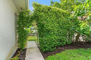 216 E Tall Oaks Cir, Palm Beach Gardens, FL 33410 - Photo 32