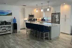 18 Holly Dr, Boynton Beach, FL 33436 - Photo 8