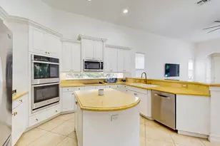 544 Edgebrook Ln, West Palm Beach, FL 33411 - Photo 16