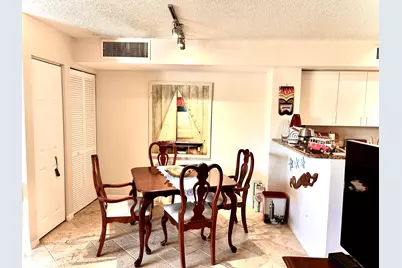 127 Yacht Club Way, Unit #109, Hypoluxo, FL 33462 - Photo 6