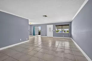 3426 Theo Way, West Palm Beach, FL 33417 - Photo 10