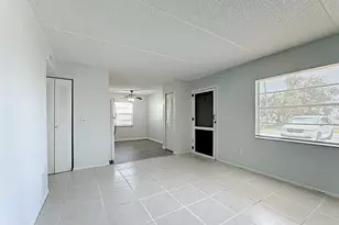 694 Michigan Ct, Saint Cloud, FL 34769 - Photo 8