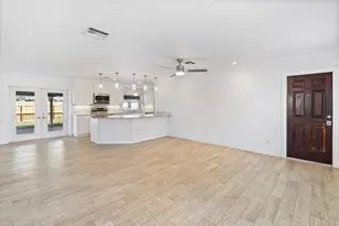 799 NW 7th Dr, Boca Raton, FL 33486 - Photo 2