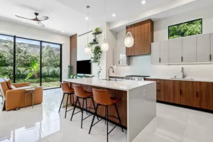 450 NE 10th St, Boca Raton, FL 33432 - Photo 10