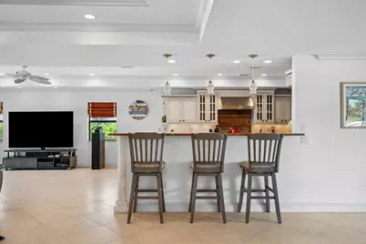 3422 SE Fairway W, Stuart, FL 34997 - Photo 12