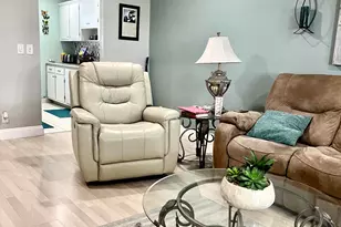 2100 SW Lake Cir Dr, Boynton Beach, FL 33426 - Photo 10