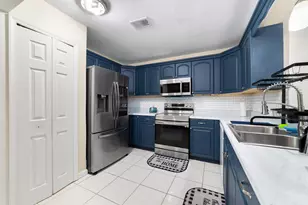 332 SE Majestic Terrace, Port Saint Lucie, FL 34983 - Photo 8