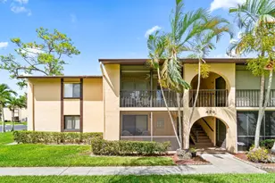 429 Pine Glen Unit, Greenacres, FL 33463 - Photo 4