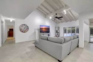 902 Foxpointe Cir, Delray Beach, FL 33445 - Photo 8