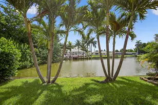 1052 W Shore Dr, West Palm Beach, FL 33406 - Photo 56