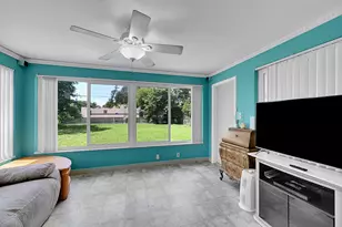 309 SW 13th St, Dania Beach, FL 33004 - Photo 14