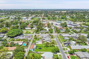 309 SW 13th St, Dania Beach, FL 33004 - Photo 38