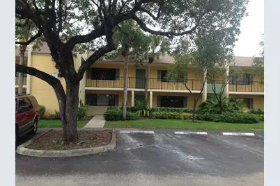 407 Meadows Circle, Unit #407, Boynton Beach, FL 33436 - Photo 4