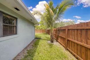 2402 SE Pinero Rd, Port Saint Lucie, FL 34952 - Photo 36