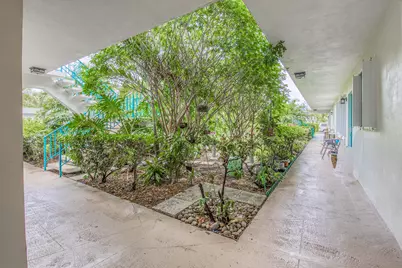 301 S Lakeside Drive, Unit #7, Lake Worth Beach, FL 33460 - Photo 14