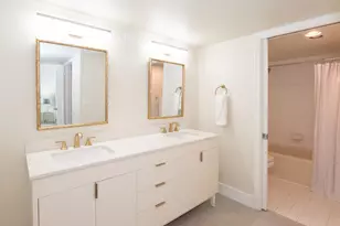 2000 Presidential Way, West Palm Beach, FL 33401 - Photo 18