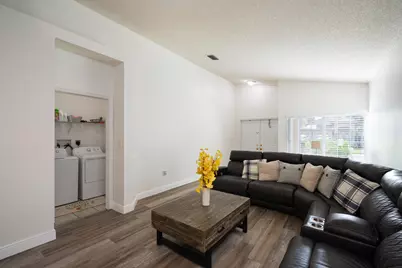 370 SW 203rd Avenue, Pembroke Pines, FL 33029 - Photo 12