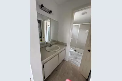 10304 Sunrise Lakes Blvd, Unit #312, Sunrise, FL 33322 - Photo 8