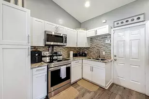 2602 SW Cameo Blvd, Port Saint Lucie, FL 34953 - Photo 14